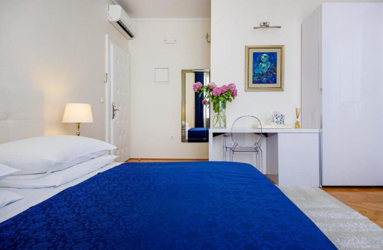 Palace Schoen Milesi - Esense Of Prestige - Private Pool - Free Parking - Old Money Style Luxury Rooms - Walking Distance To The Old Town, The Beach And All Amenities - Buralux Properties Split Luaran gambar